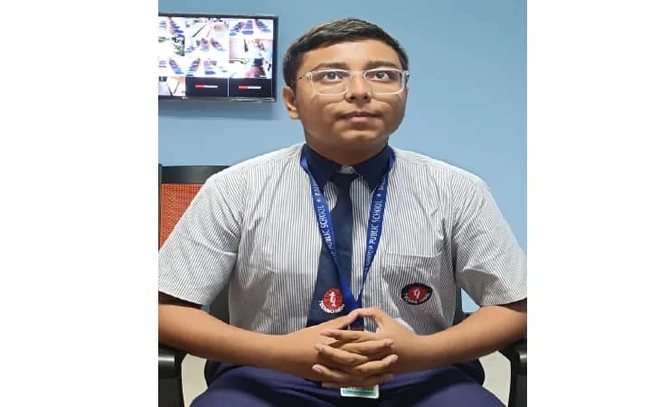 মহাকাশযান নিয়ে ইসরোয় প্রশিক্ষণের সুযোগ পেল বালুরঘাটের নিরভ্র বসাক