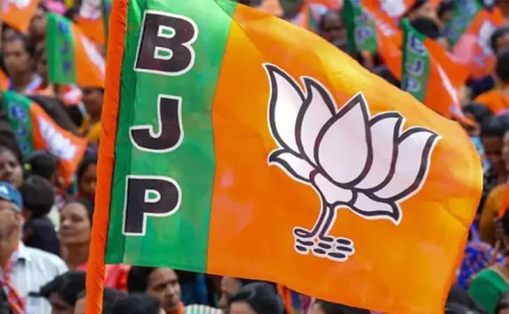 তামিলনাড়ুর রাজ্য বিজেপি সভাপতির পদে নৈনার নাগেন্দ্রনের নাম প্রস্তাব করলেন কে আন্নামালাই