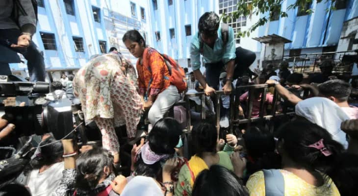 কসবায় ডিআই অফিসে বিক্ষোভে  শামিল বহিরাগতরা, দাবি সিপির