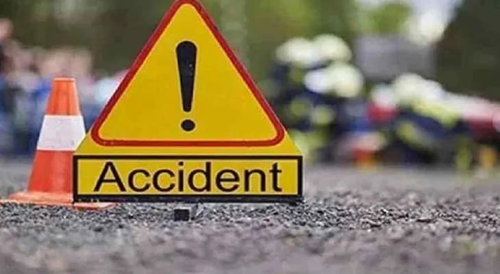 দুর্ঘটনার কবলে নওশাদ সিদ্দিকির গাড়ি