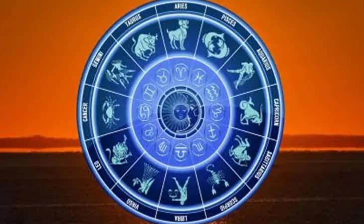 আজ কী রয়েছে আপনার ভাগ্যে?  জানুন রাশিফল
