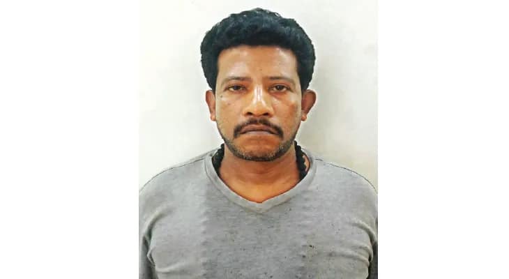 ধানতলায় পুলিসের অভিযানে ধৃত মানব পাচার চক্রের দালাল