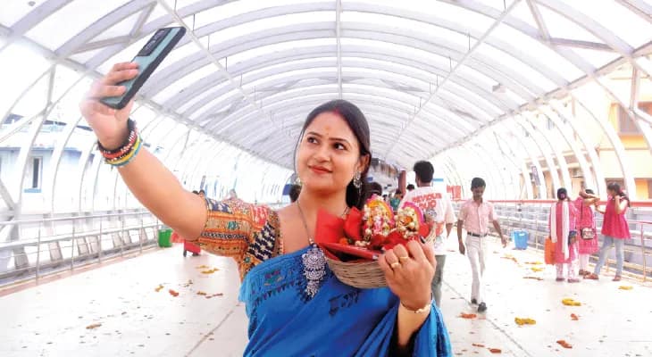 জনসমুদ্র দক্ষিণেশ্বর, রথযাত্রা ও প্রভাত ফেরিতে নববর্ষকে স্বাগত