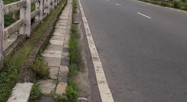 রামচন্দ্রপুরে চম্পা খালের উপর কংক্রিটের নতুন ব্রিজের দাবি, পদক্ষেপের আশ্বাস মন্ত্রীর