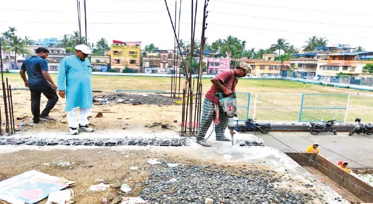 মধ্যমগ্রামে ভাঙা হল বেআইনি নির্মাণ