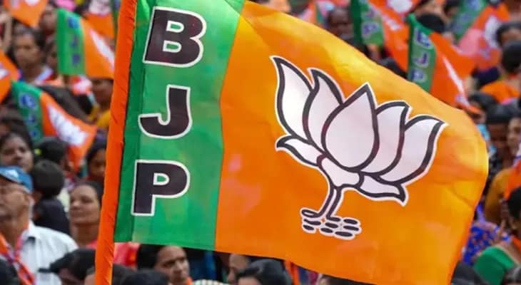 বঙ্গ বিজেপির ‘ফুল টাইম’ সভাপতির নাম ঘোষণা শীঘ্রই, সুকান্তকে রেখেই বিধানসভা ভোট পেরতে চায় পদ্মপার্টি
