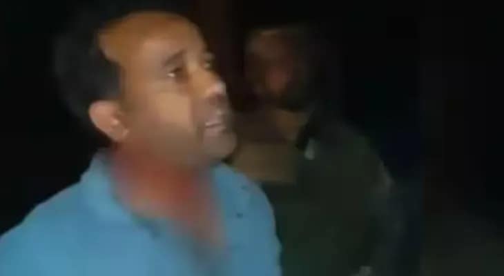 অধ্যাপককে মারধরের অভিযোগ সেনার বিরুদ্ধে, তদন্তের নির্দেশ