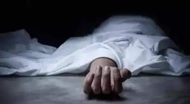 শ্যামপুরে এলোপাথারি কোপে গৃহবধূর মৃত্যু