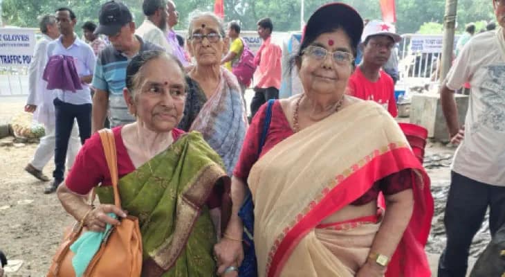 ৩ মাস আগে বসা পেসমেকার নিয়ে  ব্রিগেডে হাজির ছিয়াত্তরের সমাপ্তি!