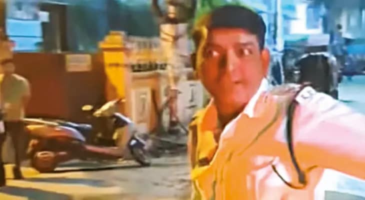 ‘ডিজি লকারে লাইসেন্স চেক করুন’ আর্জি শুনে সপাটে চড় এএসআইয়ের, বিভাগীয় তদন্ত শুরু লালবাজারের