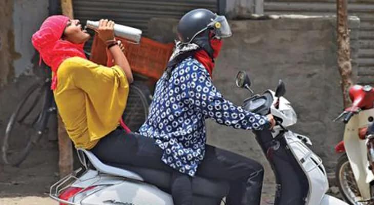 শুক্রবার থেকে কমবে ঝড়বৃষ্টি, বাড়বে গরম