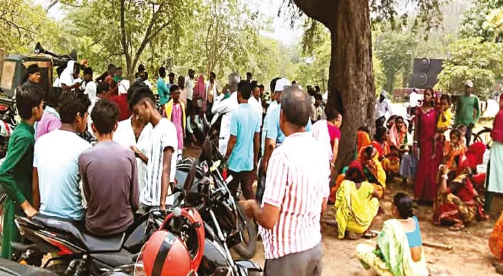 ডিভিসির পাঞ্চেত জলাধারে সোলার পাওয়ার প্রজেক্টে বাধা এলাকাবাসীর