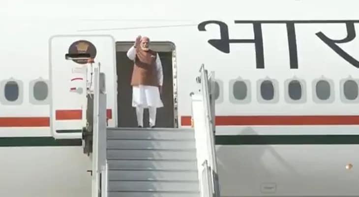 সৌদি আরবের উদ্দেশে রওনা দিলেন প্রধানমন্ত্রী নরেন্দ্র মোদি
