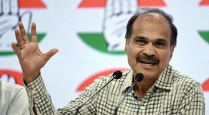 চাকরিহারা আন্দোলনরত শিক্ষকদের পাশে অধীর