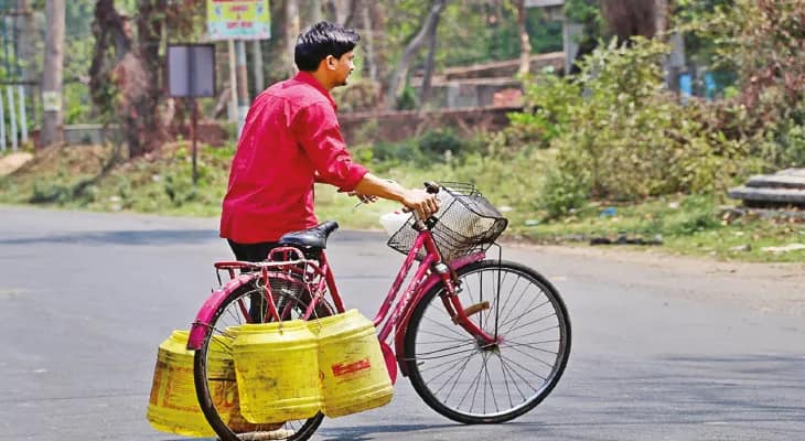 কোটি কোটি টাকা খরচ হলেও শেষ হয়নি প্রকল্পের কাজ, শিল্পাঞ্চলের পানীয় জল সমস্যা সেই তিমিরেই
