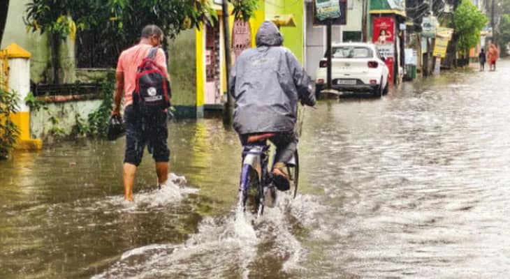 জল যন্ত্রণা থেকে মুক্তি দিতে দ্বিগুণ করা হচ্ছে পাম্পিং স্টেশনের সংখ্যা
