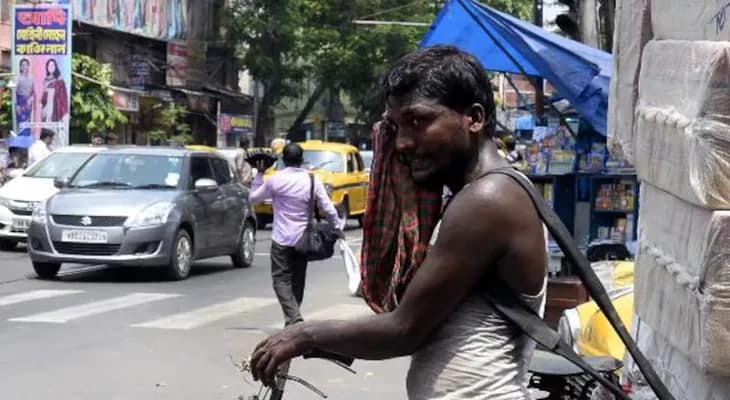 তীব্র দাবদাহে পুড়ছে রাজ্য, আজ, শনিবার কেমন থাকবে শহরের আবহাওয়া? পড়ুন বিস্তারিত..