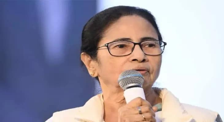 সকল আধিকারিক কর্মীদের ছুটি বাতিল করা হচ্ছে: মমতা বন্দ্যোপাধ্যায়