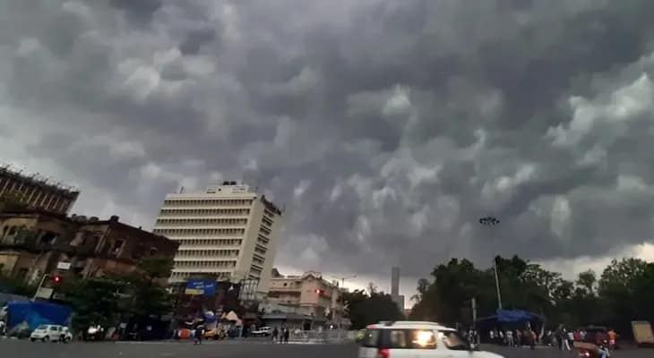 আজ, সোমবার শহরে ঝড়-বৃষ্টির সম্ভাবনা রয়েছে? যা জানাল হাওয়া অফিস..