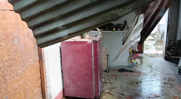 কালবৈশাখীতে বিপর্যস্ত জলপাইগুড়ি