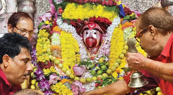 ফলহারিণী অমাবস্যায় তারাপীঠ মন্দিরে ব্যাপক ভিড়ের আশায় পর্যটন ব্যবসায়ীরা