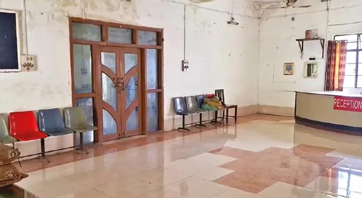 শ্যামনগরের খ্রিস্টান হাসপাতাল দীর্ঘদিন তালা বন্ধ, ফের চালুর উদ্যোগ সাংসদের