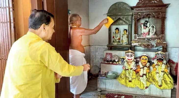 দীঘায় জগন্নাথদেবের প্রাণপ্রতিষ্ঠা উপলক্ষ্যে নাদনঘাটে বিশেষ পুজো