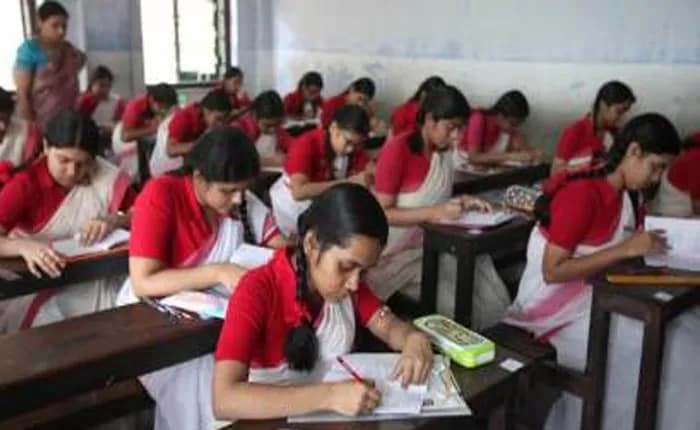 শুরু হল মাধ্যমিক ২০২৫-এর ফলপ্রকাশ: পরীক্ষার্থীর সংখ্যা জানাল পর্ষদ