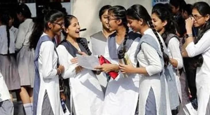 মাধ্যমিক রেজাল্ট ২০২৫: প্রথম ১০-এ রয়েছেন মোট ৬৬ জন পড়ুয়া