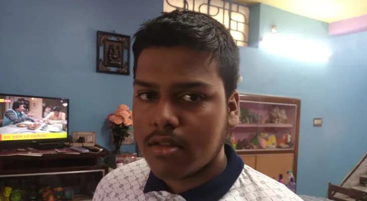 মাধ্যমিক রেজাল্ট ২০২৫: ইঞ্জিনিয়ার হতে চায় পঞ্চম স্থান অধিকারী সিঞ্চন নন্দী (৬৯১)