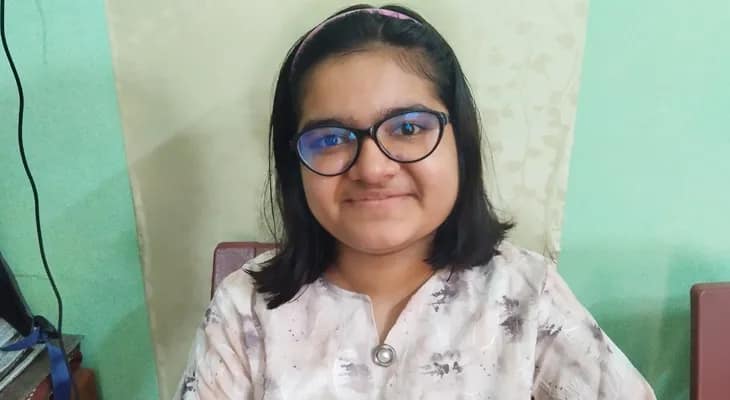 মাধ্যমিকে সপ্তম বাঁকুড়া মিশন গার্লস হাই স্কুলের দেবাদ্রিতা চক্রবর্তী