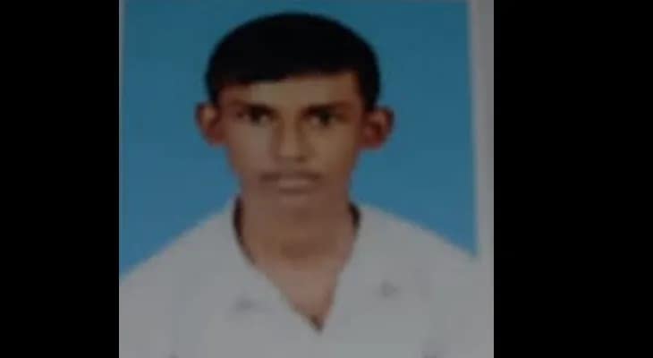 মাধ্যমিকে দশম ময়না পরমানন্দপুর জগন্নাথ ইনস্টিটিউশনের ছাত্র সায়ন বেজ