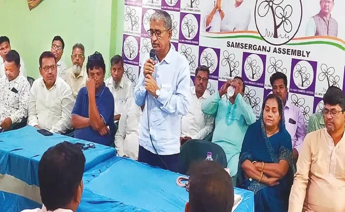 মুখ্যমন্ত্রীর জনসভা ঘিরে উন্মাদনা, কান্দির তৃণমূল কর্মীদের বাড়ি থেকে টিফিন আনার পরামর্শ