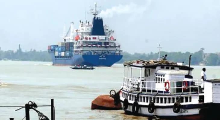 পণ্য পরিবহণ বৃদ্ধি কলকাতা-হলদিয়া বন্দরে