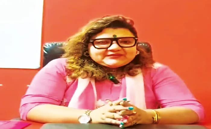 স্কুলে না গিয়েই বেতন! সাংসদ সৌমিত্রর নালিশ খারিজ সুজাতার