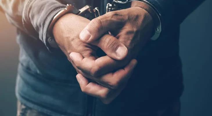 হিলিতে বিএসএফের জালে বাংলাদেশি যুবতী
