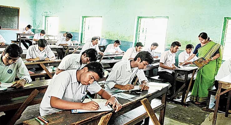 আগামী বছরে ১২ ফেব্রুয়ারি থেকে উচ্চ মাধ্যমিক পরীক্ষা শুরু