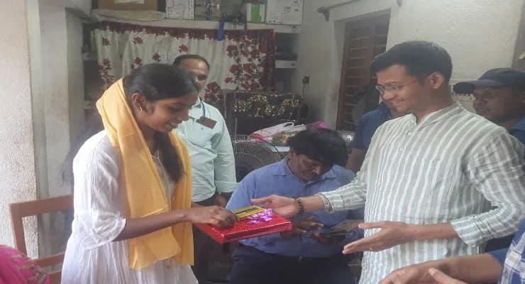 উচ্চ মাধ্যমিকেও উত্তরের জয়, দশম মানিকচকের মৌমিতা, তপনের কৌরব