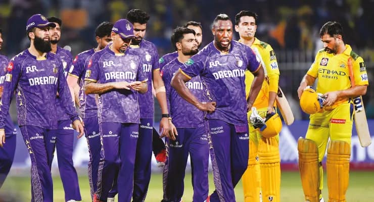 শেষ ওভারে মাহি ম্যাজিক, চেন্নাইয়ের কাছে হেরে কার্যত বিদায় নাইটদের