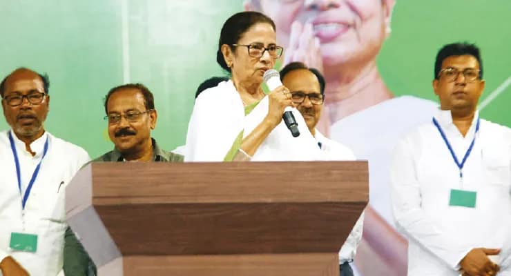 মাতৃ দিবসে শুভেচ্ছা মমতার, গান প্রকাশ