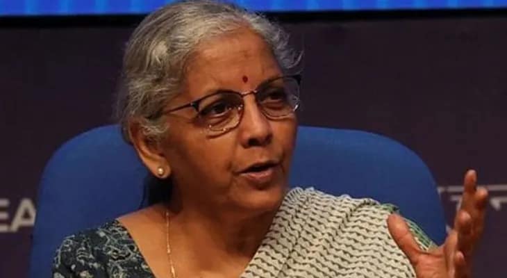 দেশের ব্যাঙ্কিং ক্ষেত্রের সাইবার নিরাপত্তা সহ বিভিন্ন বিষয় খতিয়ে দেখলেন কেন্দ্রীয় অর্থমন্ত্রী নির্মলা সীতারামন
