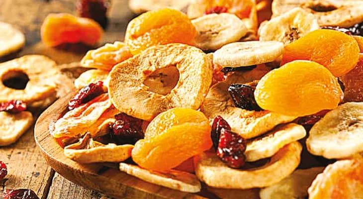 বুঝেশুনে  বাদাম খান