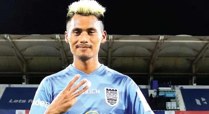 ইস্ট বেঙ্গলে সই করলেন বিপিন সিং