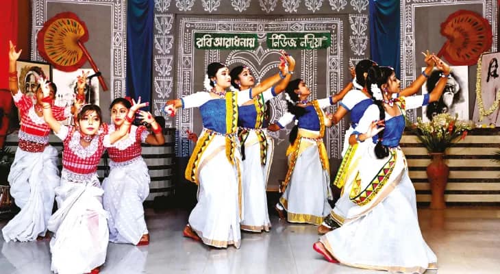 বাঁকুড়া, পুরুলিয়া ও আরামবাগে রবীন্দ্রজয়ন্তীতে একাধিক অনুষ্ঠান