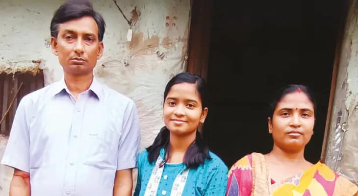 বাবা সব্জি বিক্রি করেন, ৯৩ শতাংশ নম্বর পেয়ে গবেষক হতে চান মেয়ে