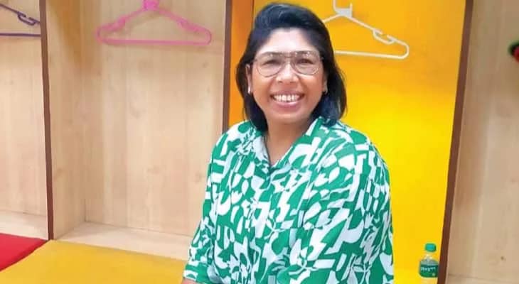 পড়শি ক্লাবের সঙ্গে পাল্লা দিতে হবে: ঝুলন গোস্বামী