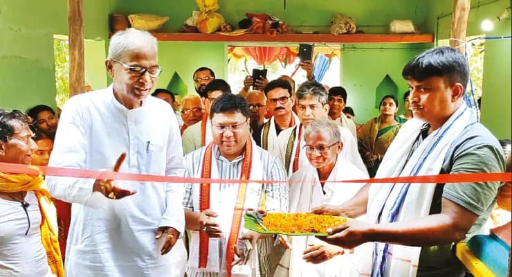 দাঁতনে নবরূপে সজ্জিত শীতলা মন্দির উদ্বোধন