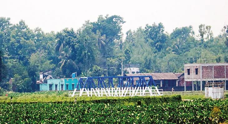 ক্ষতিগ্রস্ত ১৮টি ব্রিজ নতুন করে তৈরি করছে সেচদপ্তর