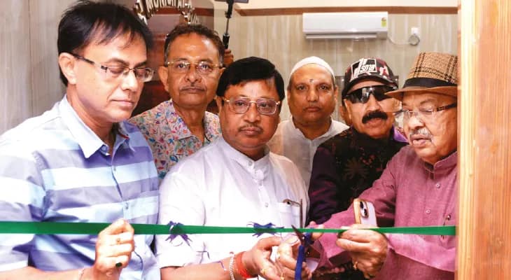 হাওড়া পুরসভায় আধুনিক কন্ট্রোল রুম ও কনফারেন্স হলের উদ্বোধন, দুর্যোগ পরিস্থিতিতে সহজেই চালানো যাবে নজরদারি