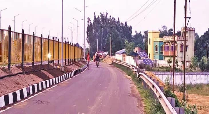 পানাগড় বিমানঘাঁটির অদূরেই হোটেল ও অনুষ্ঠান বাড়ি, বাজির শব্দে বিভ্রান্ত সেনা
